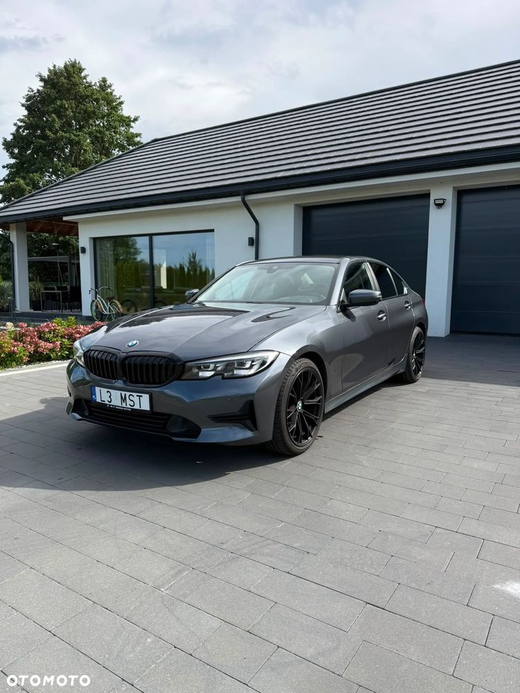 BMW Seria 3 318d Edition M Sport Shadow - 1