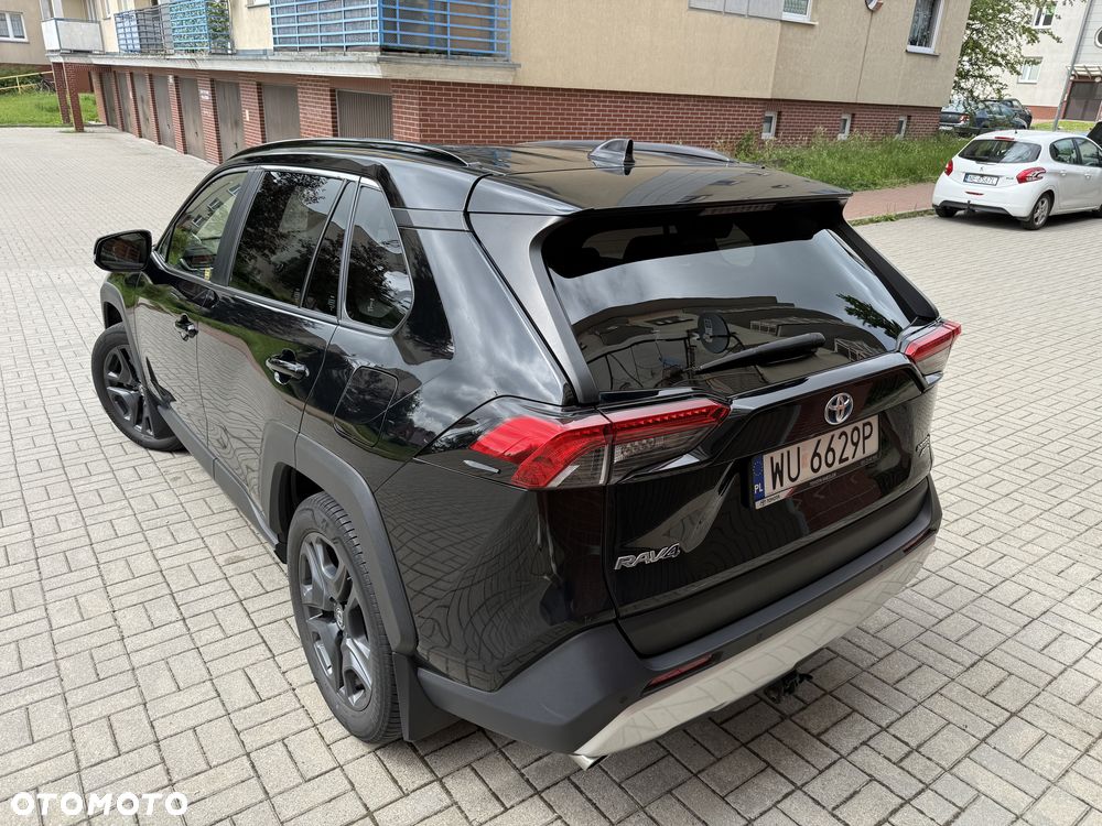 Toyota RAV4 - 9