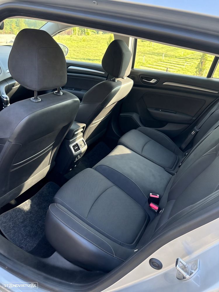Renault Mégane 1.5 Blue dCi Zen - 9
