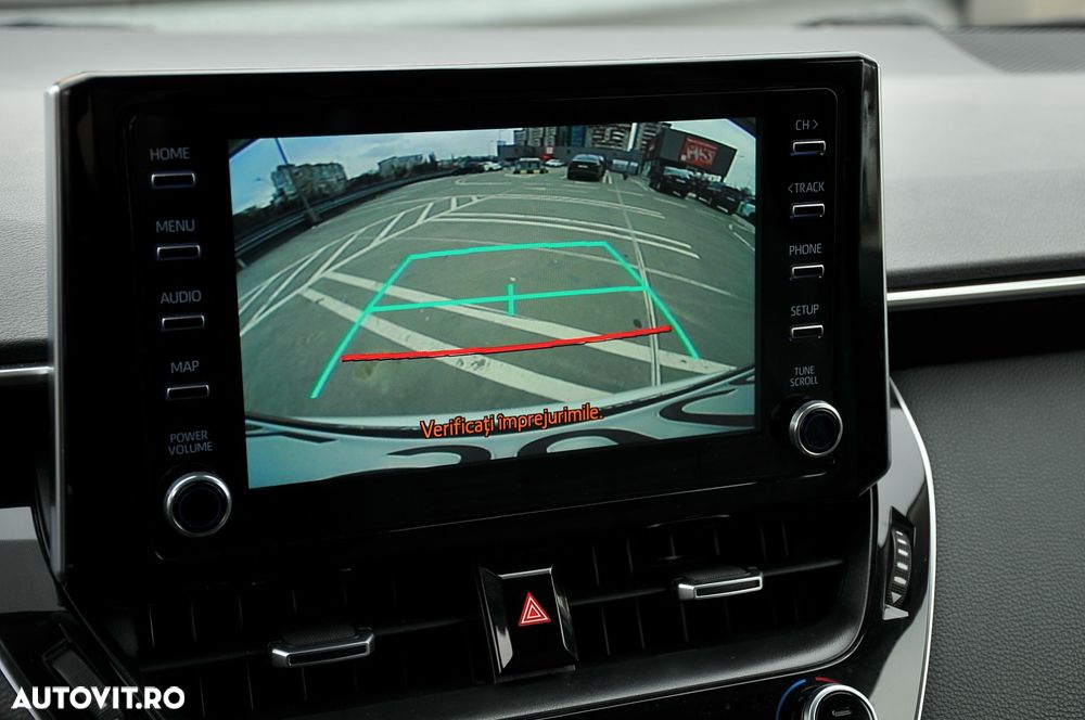 Toyota Corolla 1.8 HSD Business - 20