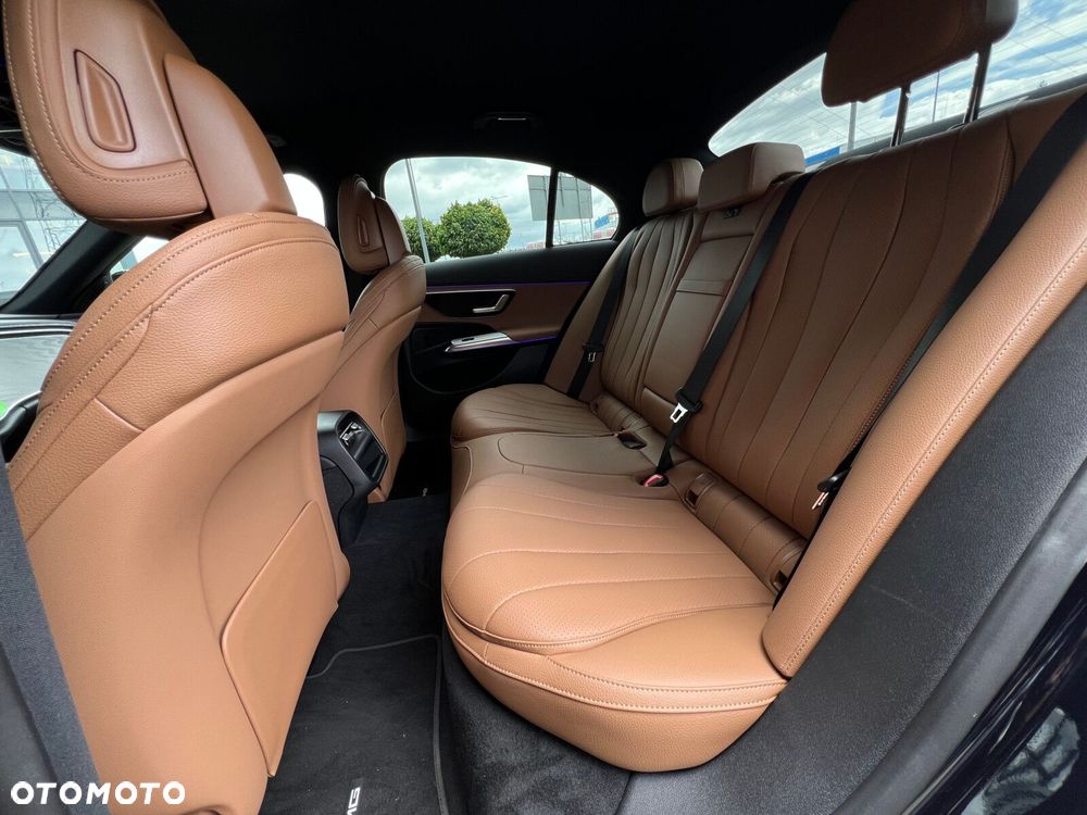 Mercedes-Benz Klasa E 220 d mHEV 4-Matic AMG 9G-Tronic - 11