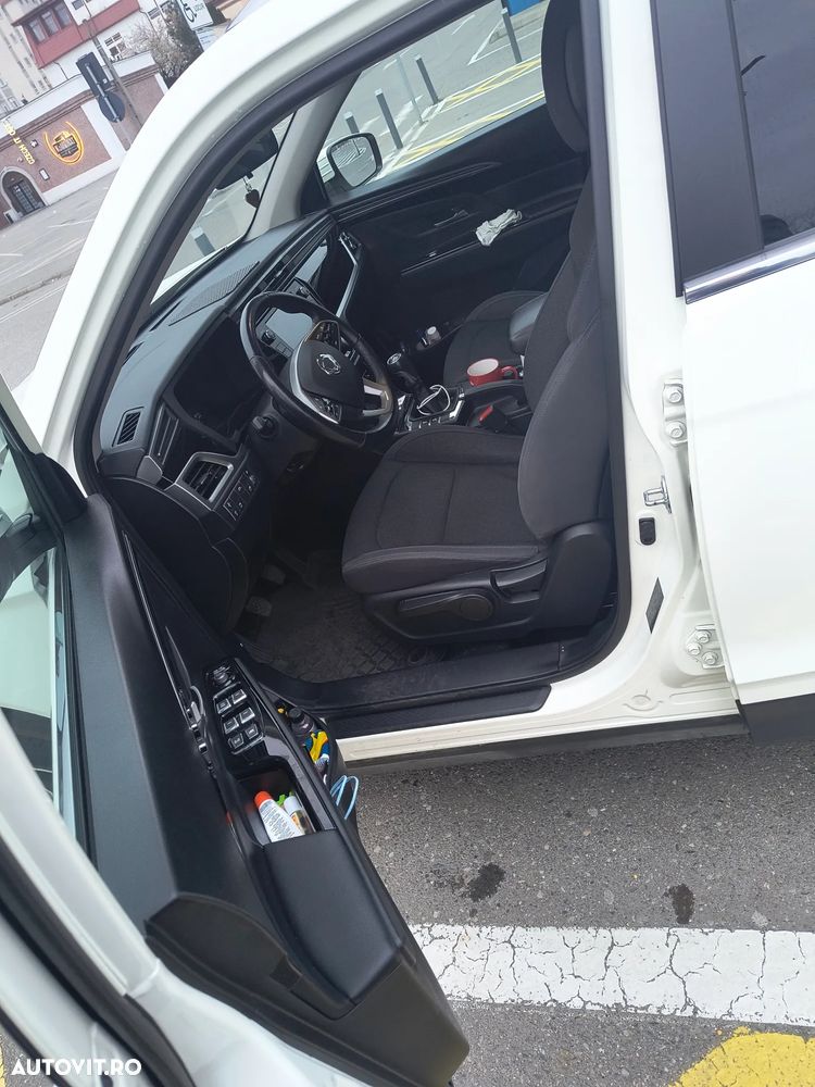 SsangYong Korando - 35