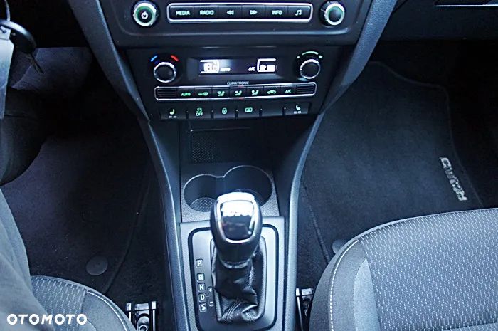 Skoda RAPID 1.4 TSI DSG Ambition - 22