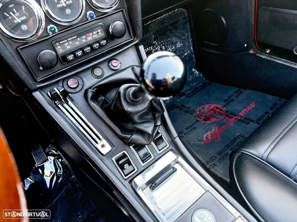 Alfa Romeo Spider - 20