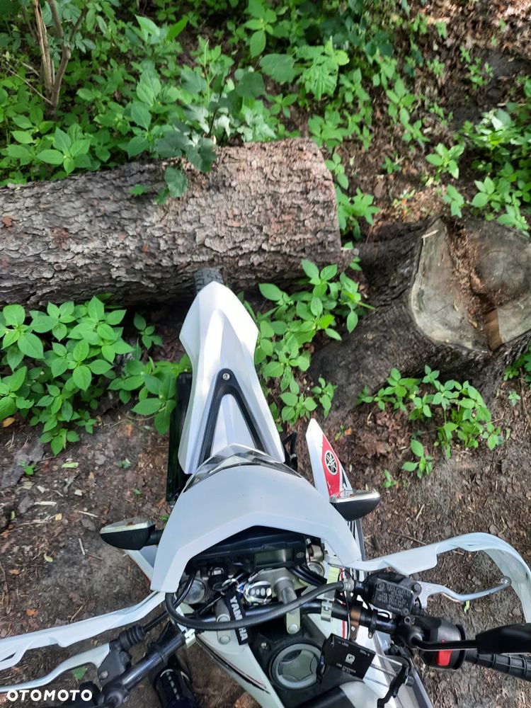 Yamaha WR - 6