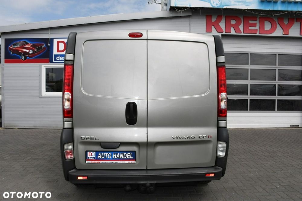 Opel Vivaro - 12