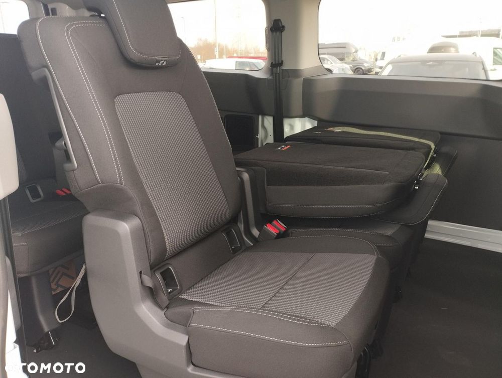 Volkswagen Transporter - 8