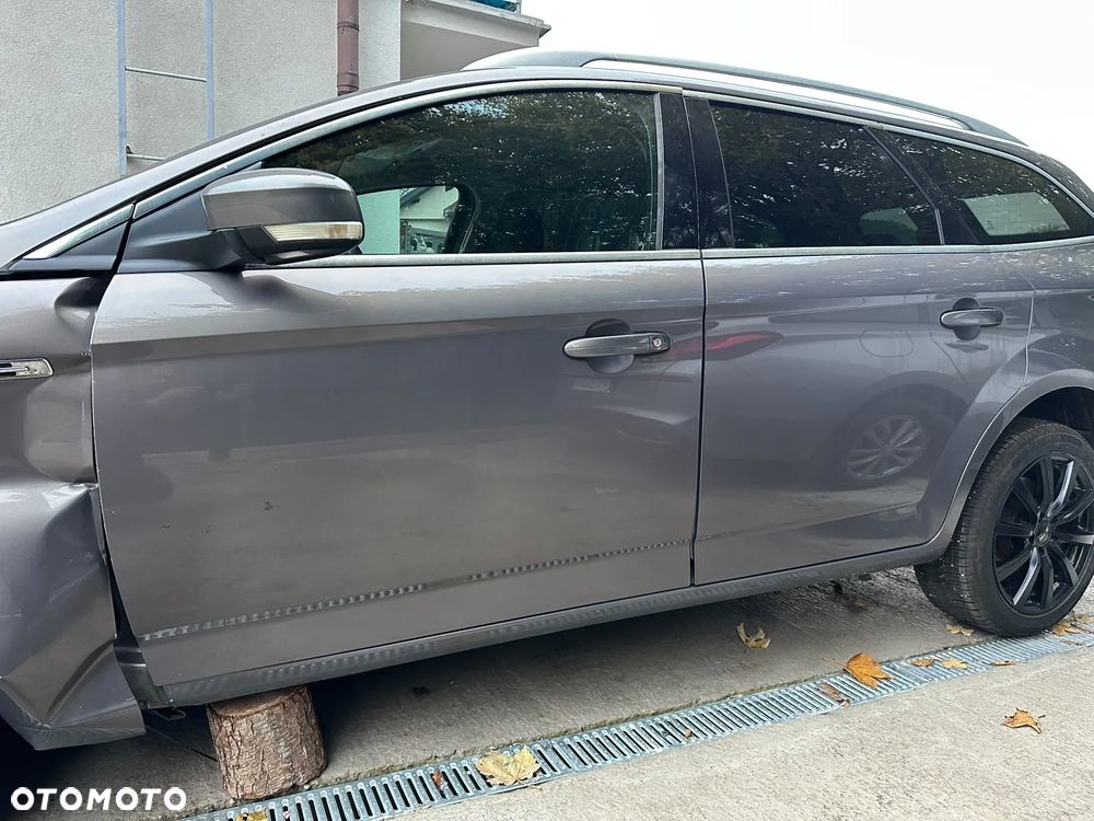 Ford Mondeo - 22
