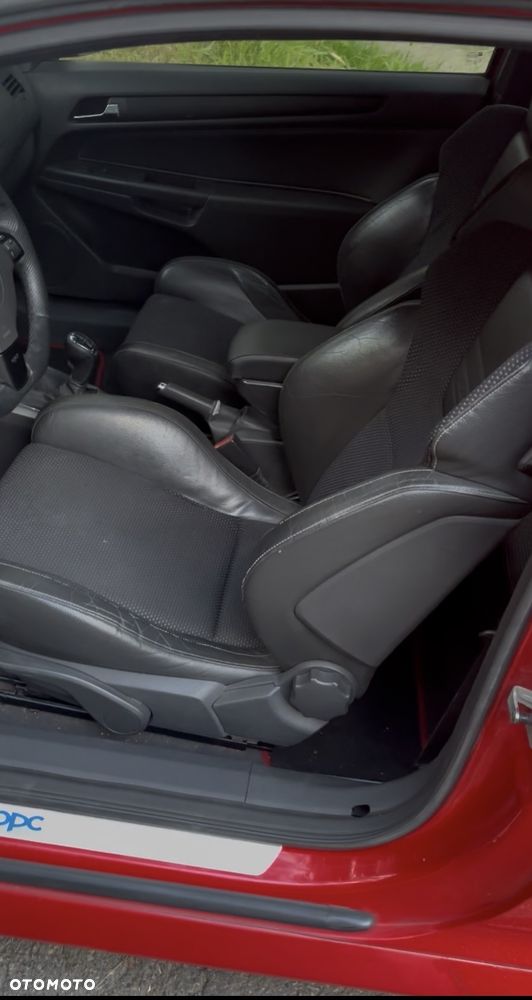 Opel Astra 2.0 Turbo OPC - 9