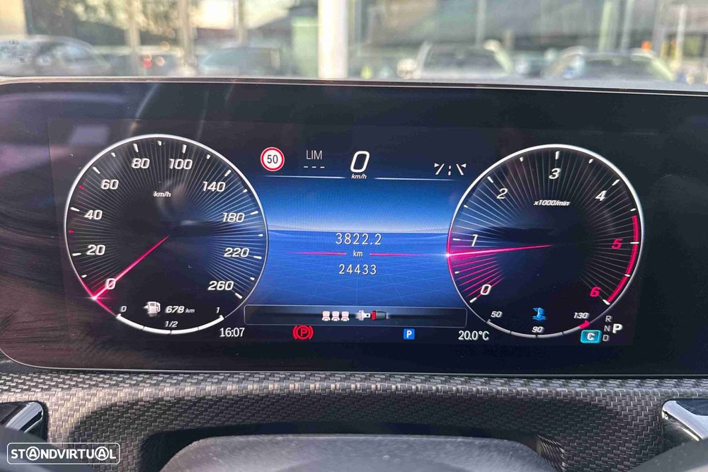 Mercedes-Benz CLA 180 d - 12