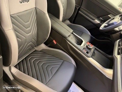 Jeep Compass 74 kWh First Edition - 12