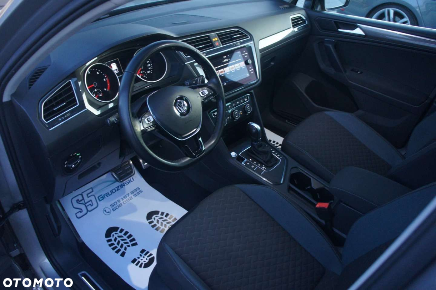 Volkswagen Tiguan - 11