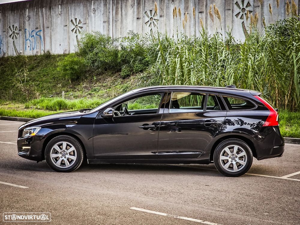 Volvo V60 2.0 D4 Kinetic - 4