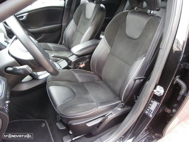 Volvo V40 2.0 D2 R-Design - 12