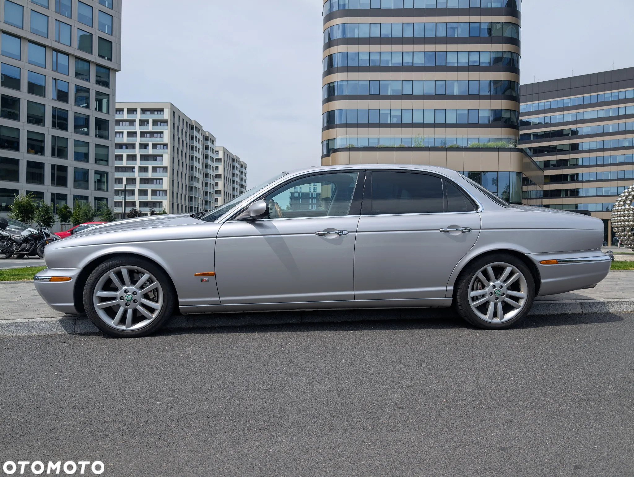 Jaguar XJR 4.2 - 2