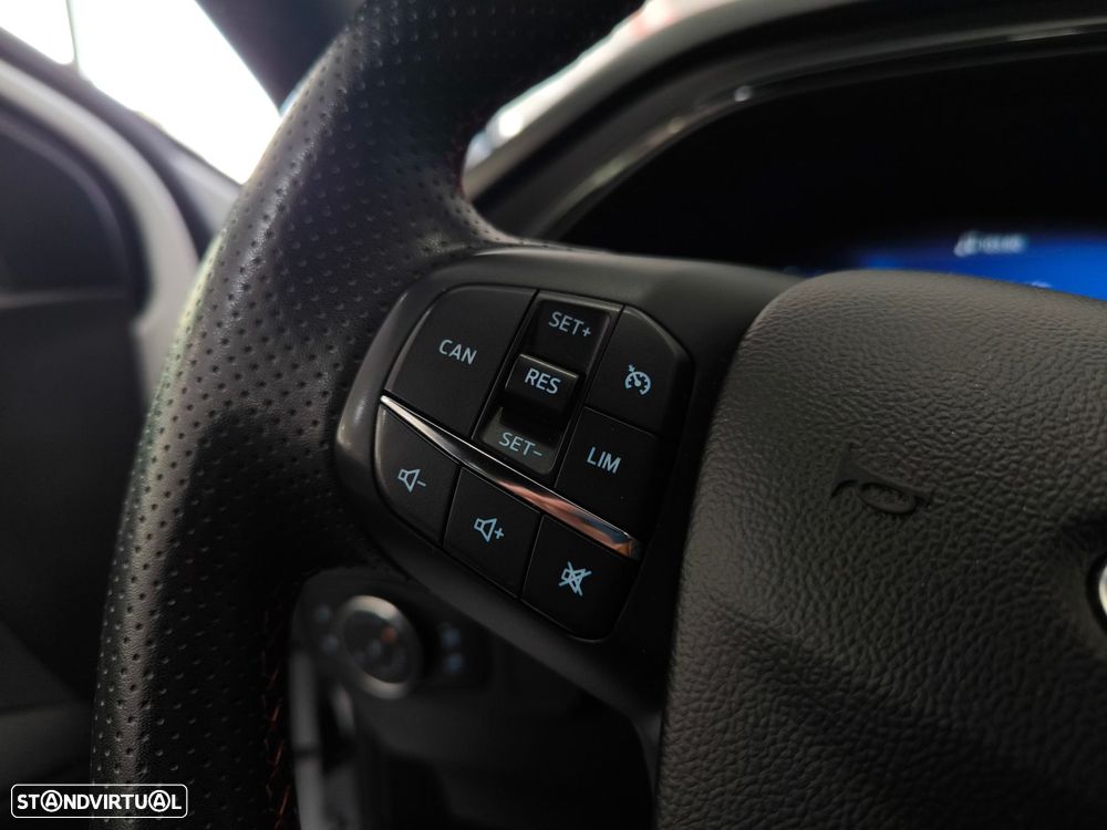 Ford Focus 1.0 EcoBoost ST-Line - 19