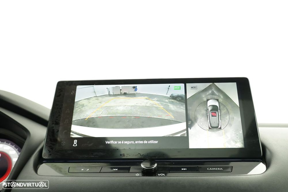 Nissan Qashqai 1.3 DIG-T N-Connecta - 12