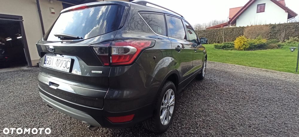 Ford Kuga - 4