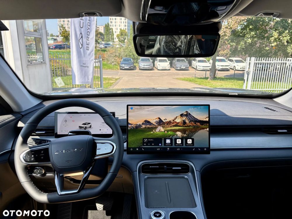 Chery Tiggo 8 1.6 T-GDI Comfort DCT - 8