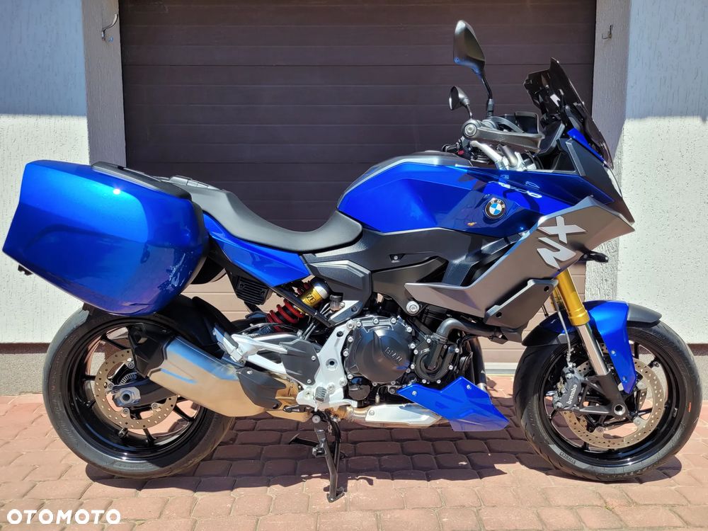 BMW XR - 13