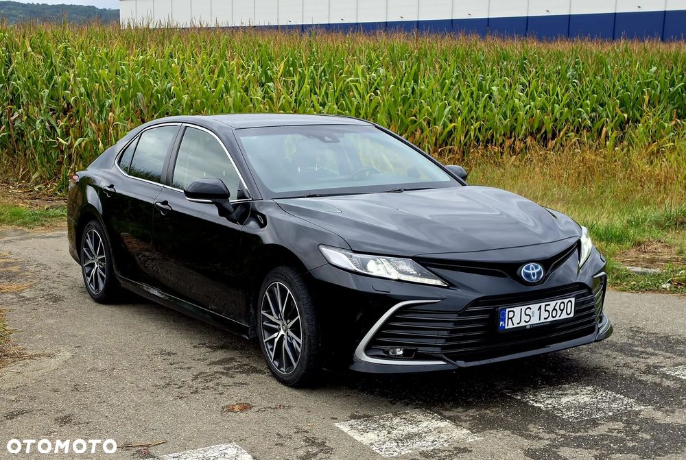 Toyota Camry 2.5 Hybrid Executive CVT - 2