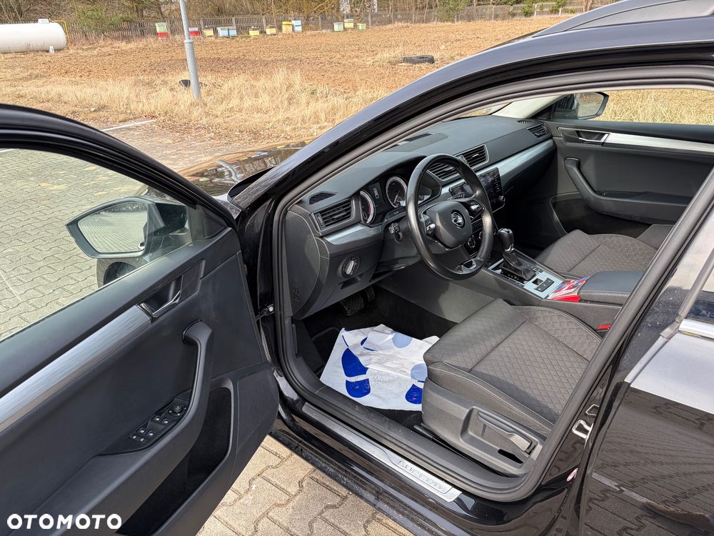Skoda Superb 2.0 TDI Ambition DSG7 - 15