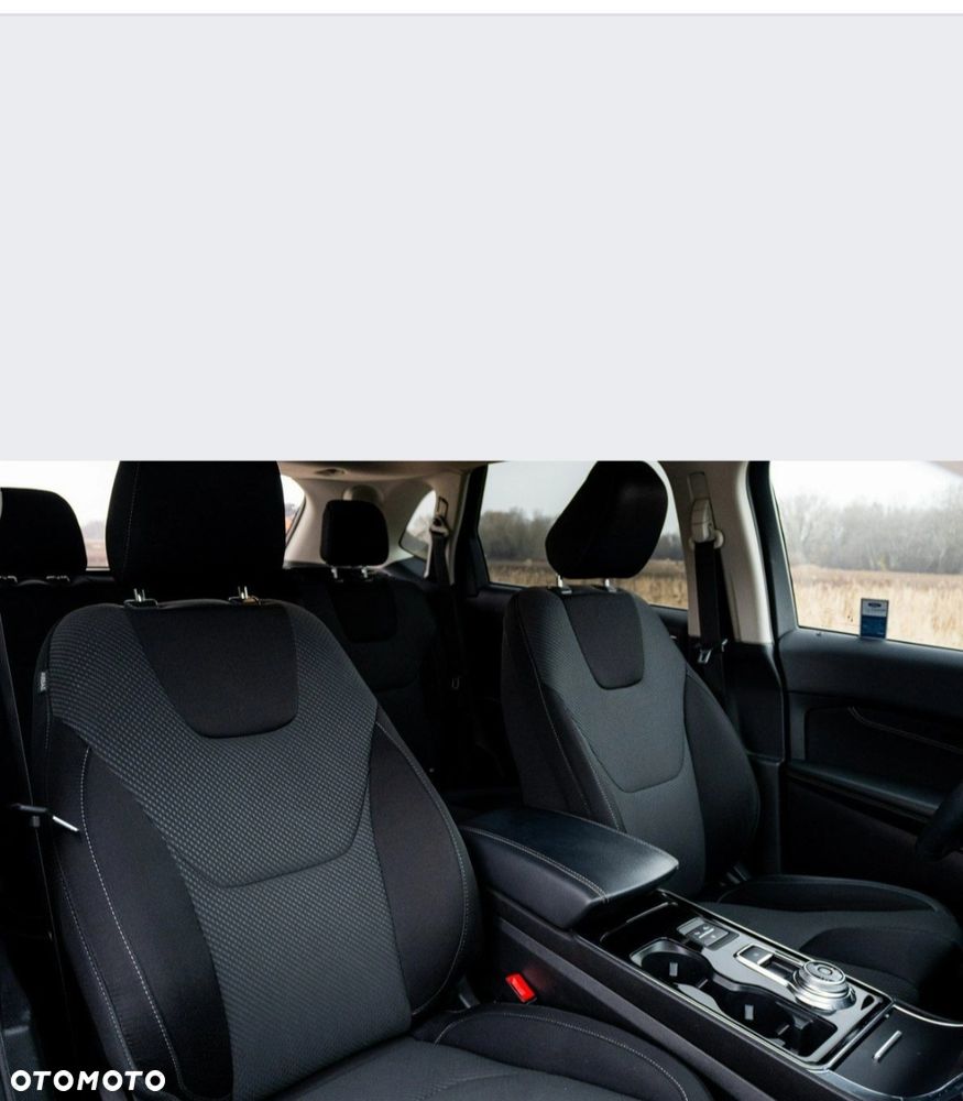 Ford Edge 2.0 EcoBlue Twin-Turbo 4WD Titanium - 36