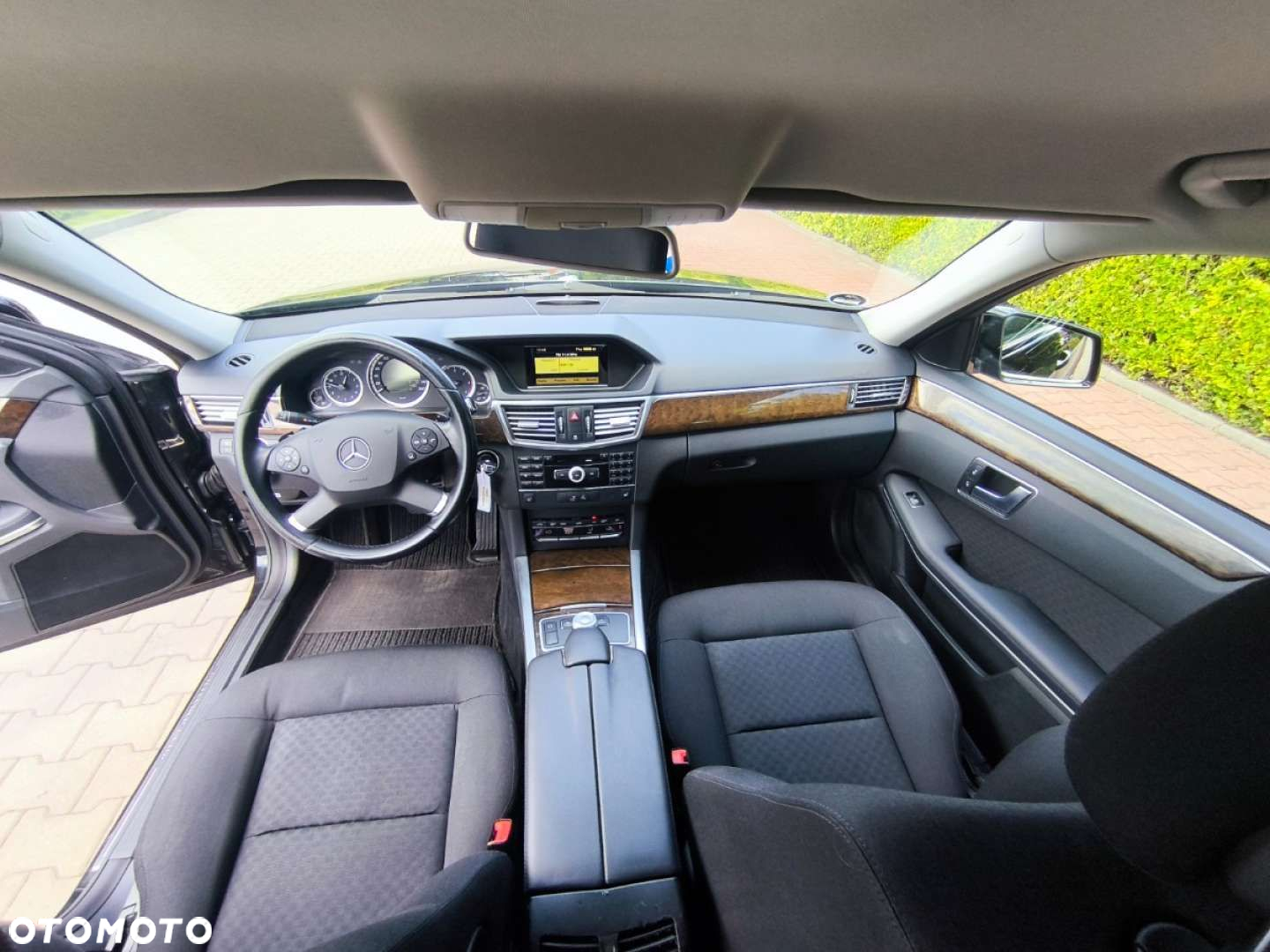 Mercedes-Benz Klasa E - 12