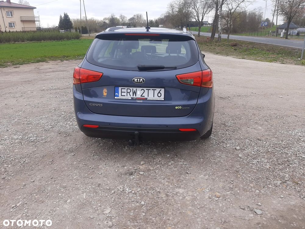Kia Ceed 1.6 GDI ISG Platinum Edition - 5
