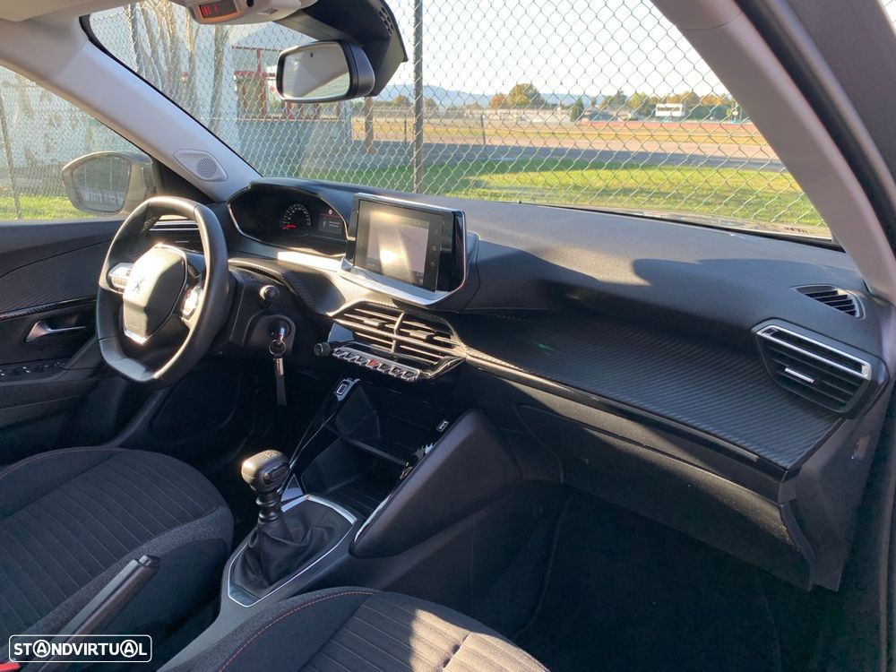 Peugeot 2008 1.2 PureTech Allure - 48