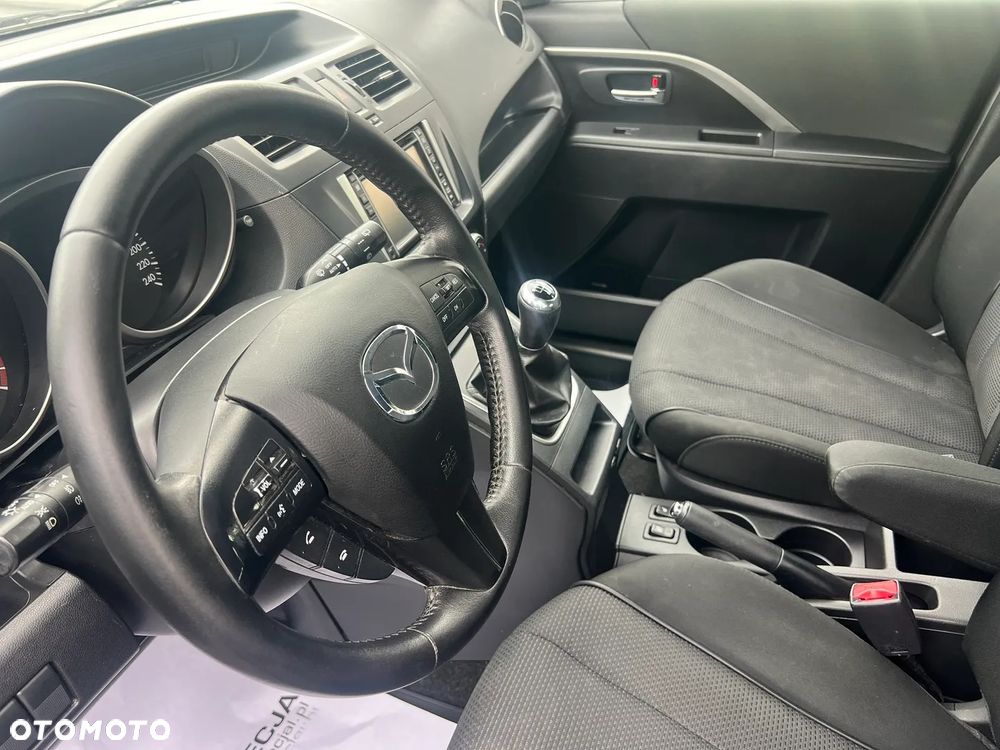 Mazda 5 - 10