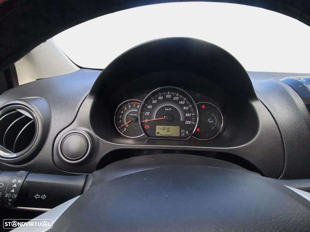 Mitsubishi Space Star - 15