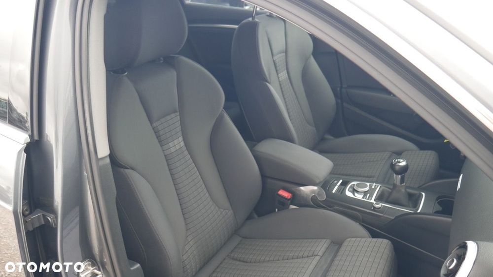 Audi A3 Sportback - 13