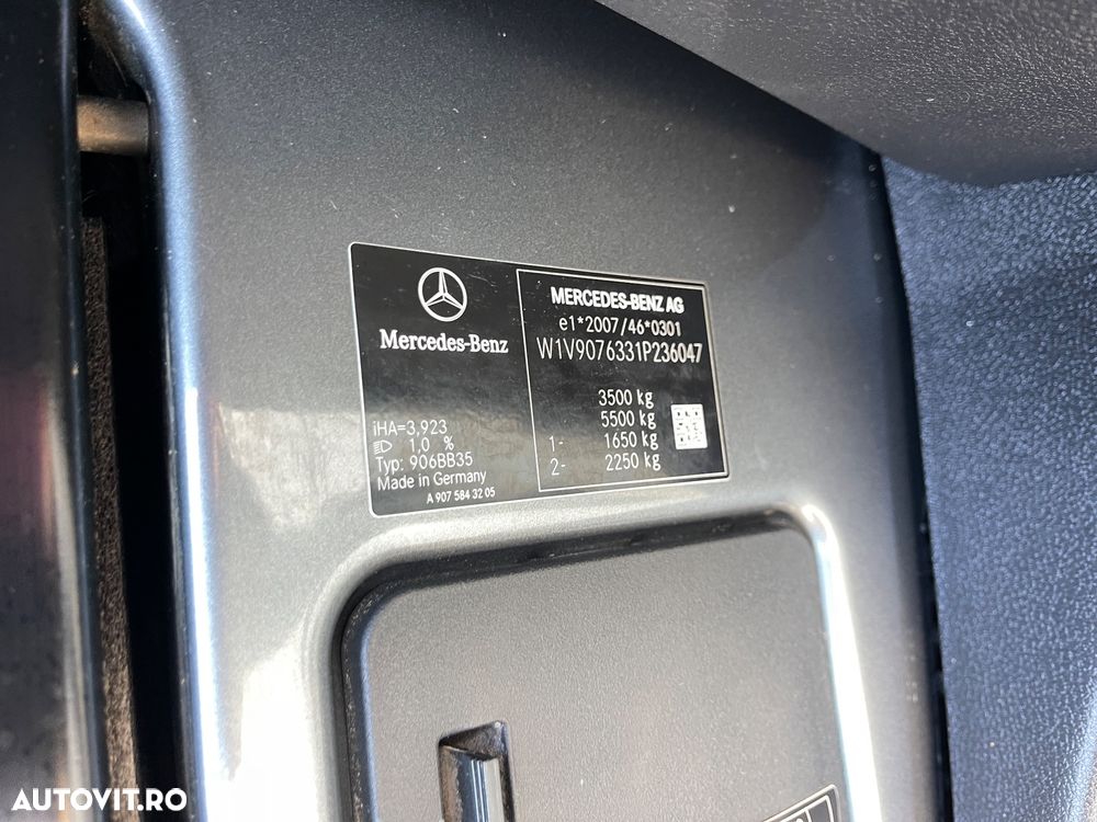Mercedes-Benz Sprinter 316CDI  AUTOMAT MEDIU - 31