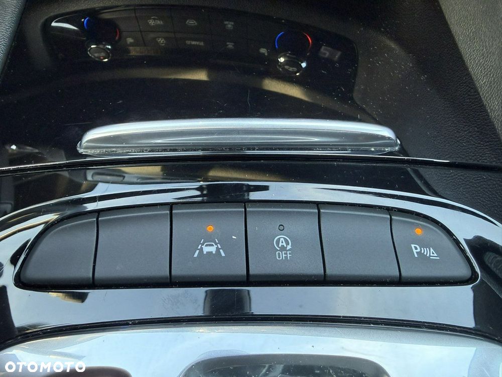 Opel Insignia 2.0 CDTI Business Elegance S&S - 27