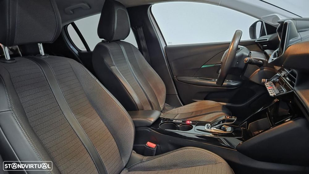 Peugeot e-208 50 kWh Allure - 11