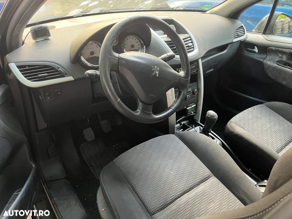 Dezmembrez Peugeot 207 SW 1,6 benzina 88KW 120cp 5F01 2010 break - 5