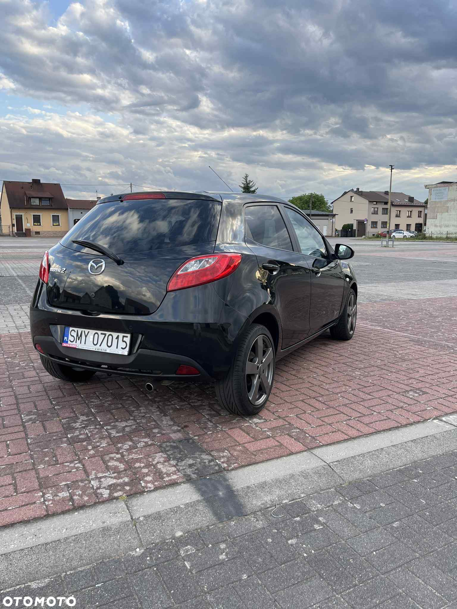 Mazda 2 - 4