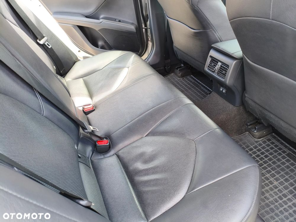 Toyota Camry 2.5 Hybrid Comfort CVT - 38