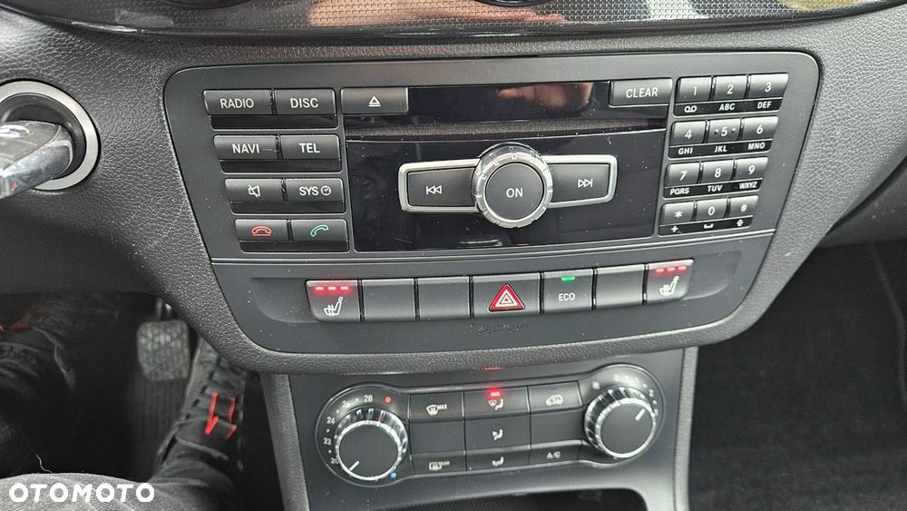 Mercedes-Benz Klasa B 180 BlueEFFICIENCY Edition Style - 27