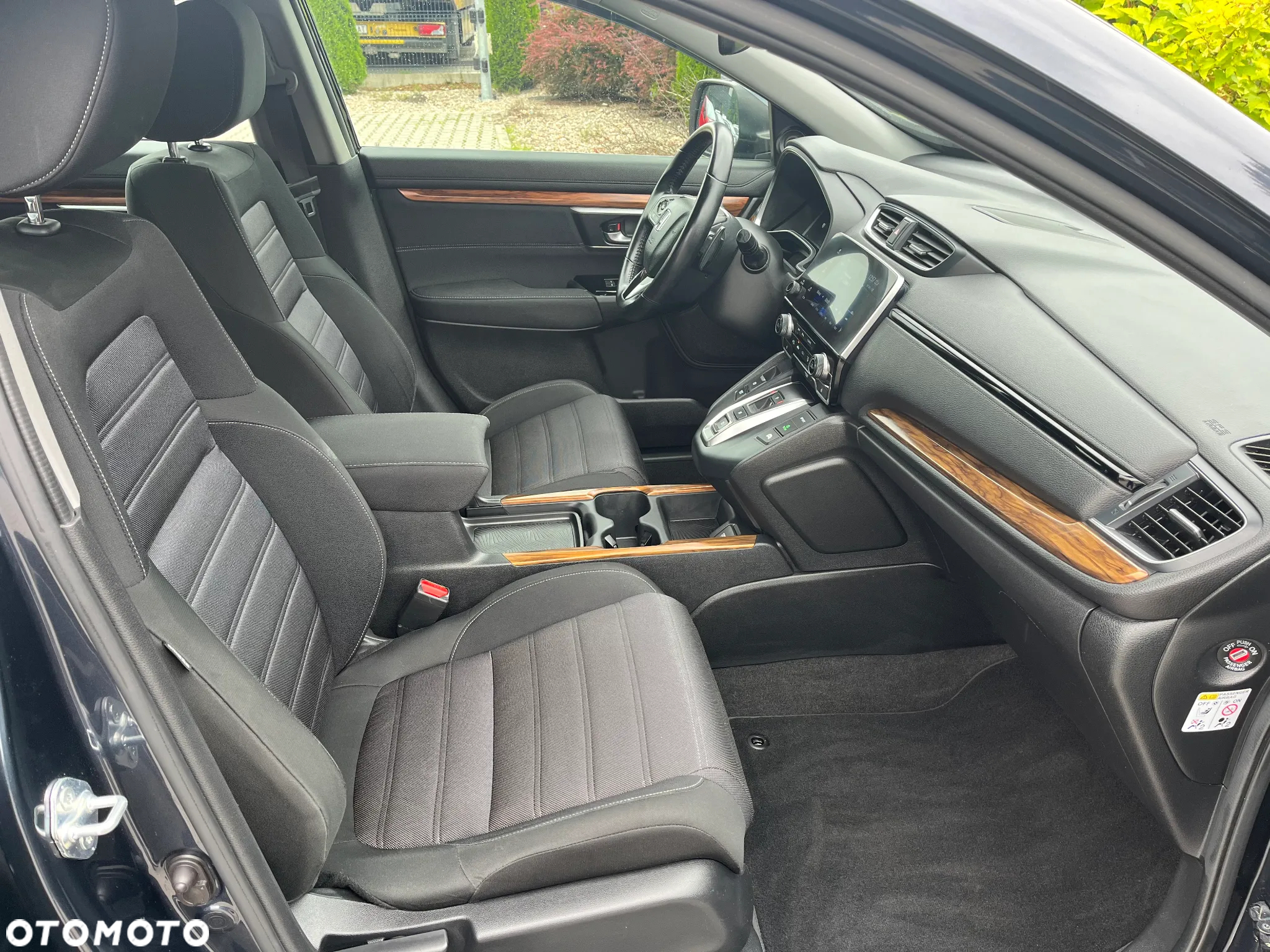 Honda CR-V 2.0 i-MMD PHEV Advance Tech 2WD CVT - 24