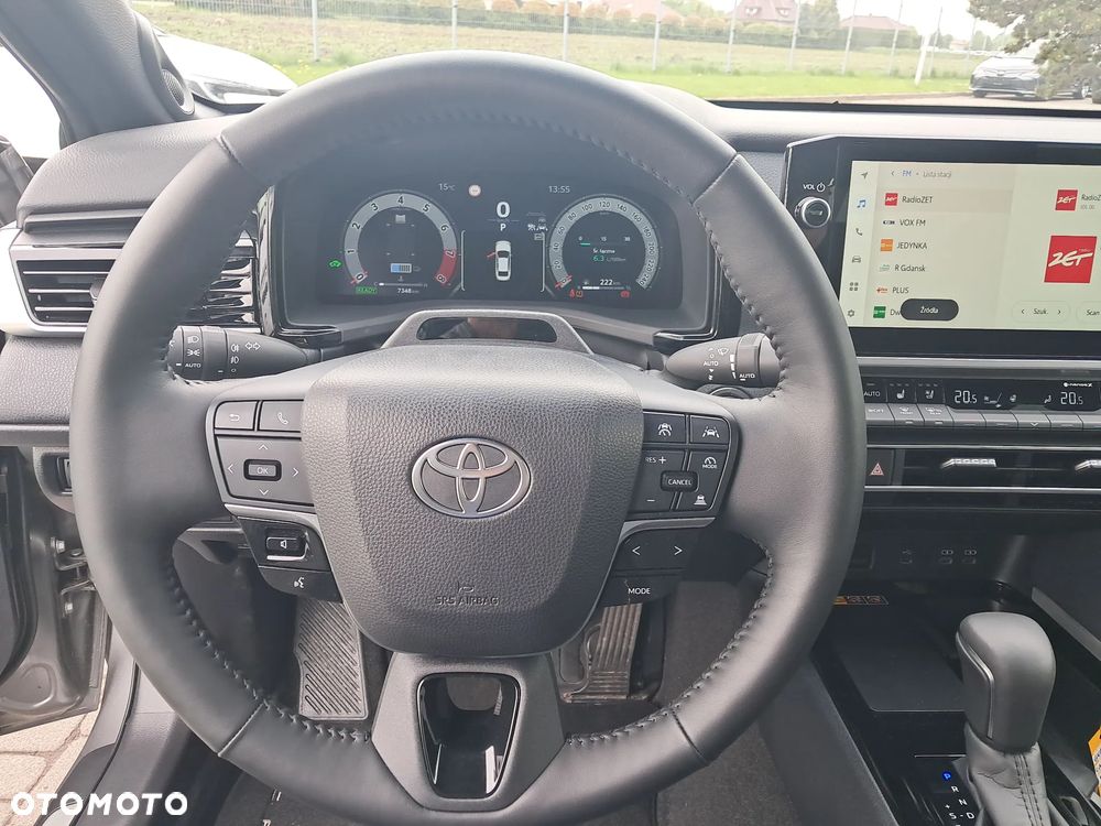 Toyota Camry 2.5 Hybrid Executive CVT - 14