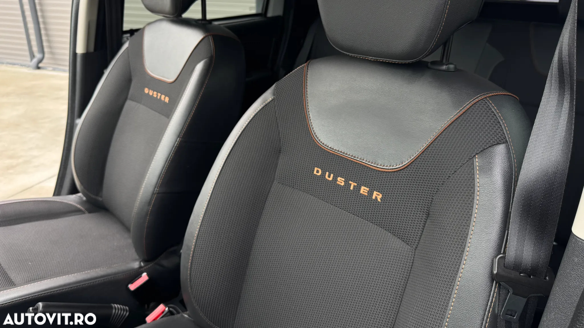 Dacia Duster 1.5 dCi 4x2 Laureate - 9
