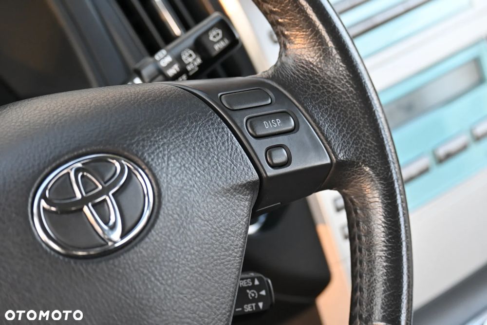 Toyota Corolla Verso 1.8 Sol + 7os - 26