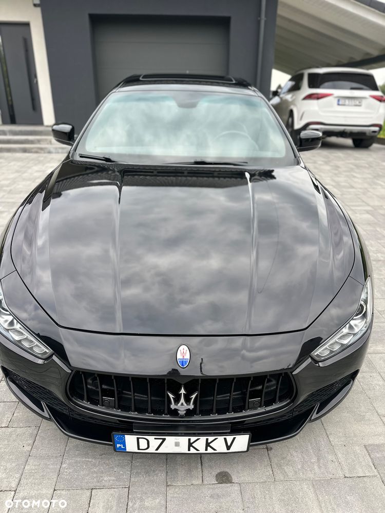 Maserati Ghibli GranLusso - 18