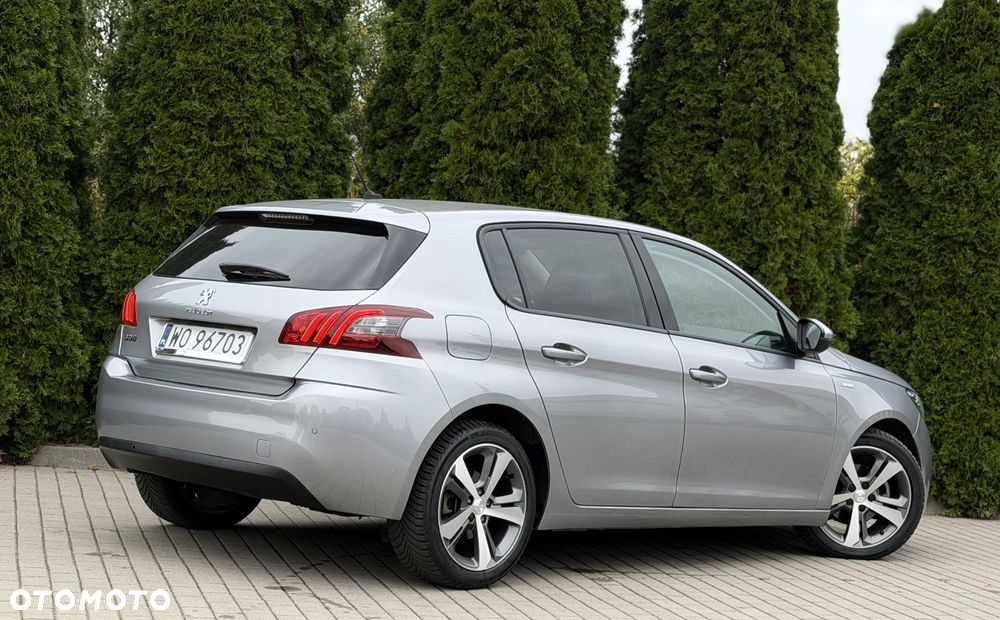 Peugeot 308 1.5 BlueHDi Allure Pack S&S EAT8 - 19