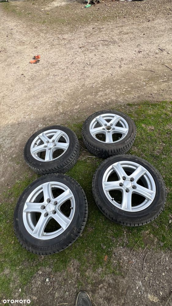 Volkswagen Touran 1.9 TDI Freestyle - 24