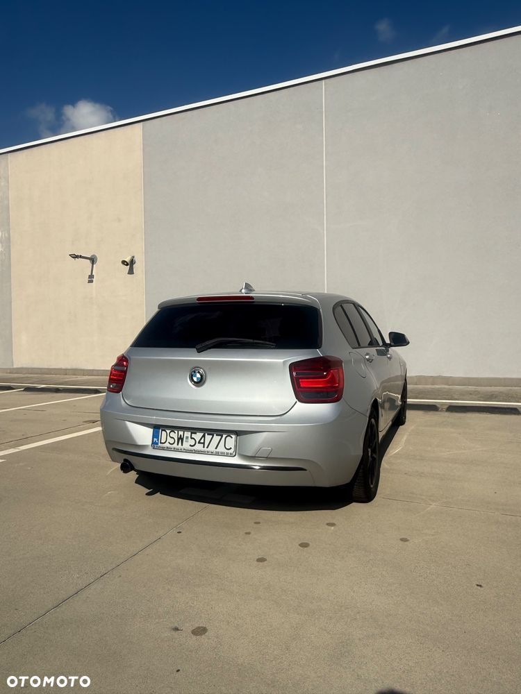 BMW Seria 1 118d Sport Line - 11