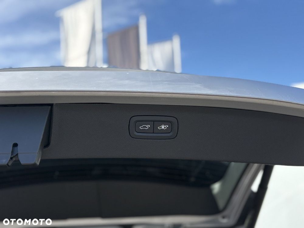 Volvo XC 90 - 34