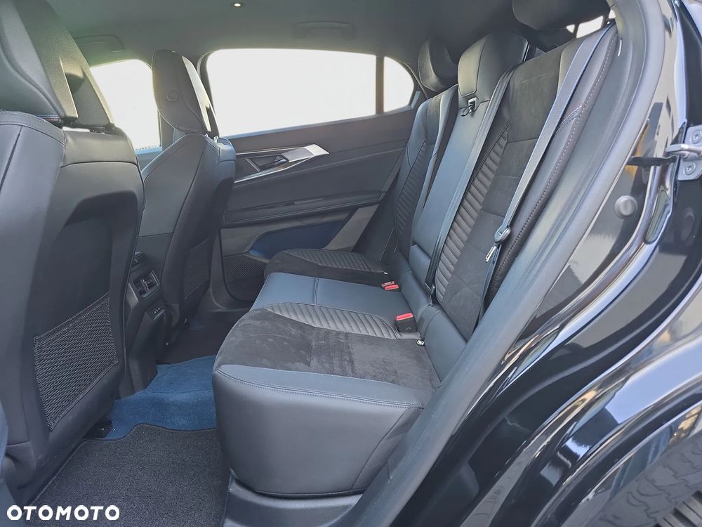 Renault Rafale 1.2 E-Tech PHEV 4x4 300 esprit Alpine MMT - 24